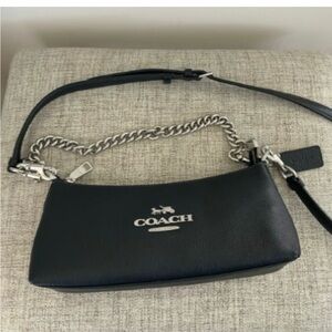 Coach charlotte black